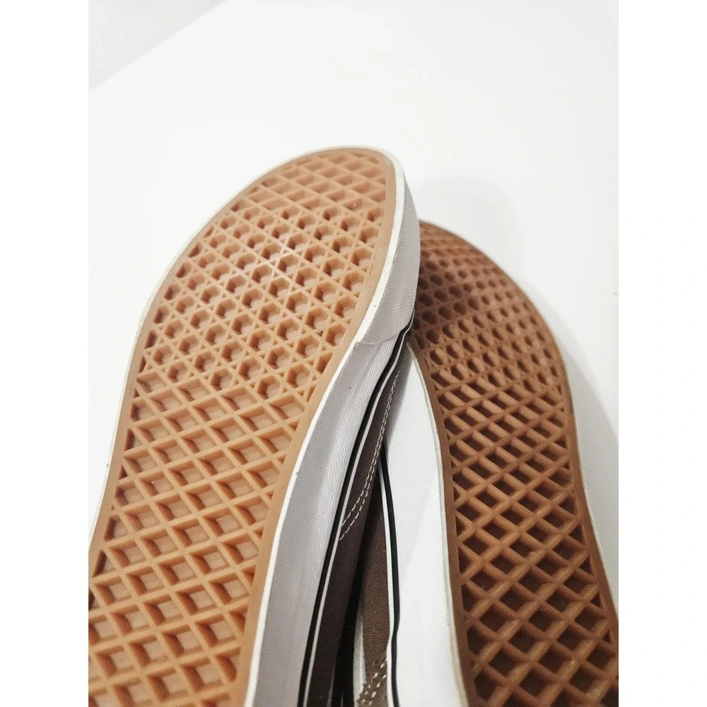 Vans men off